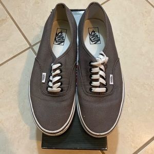 Vans authentic style shoe pewter/black size 10